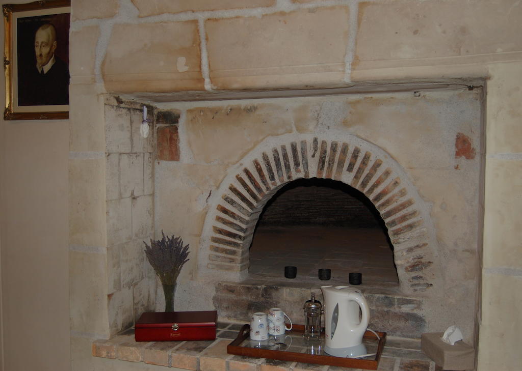 La Grange Dimiere, Pres De Tours Acomodação com café da manhã Saint-Genouph Quarto foto
